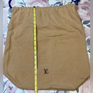 (Mgm11) vintage Louis Vuitton dustbag with draw strings